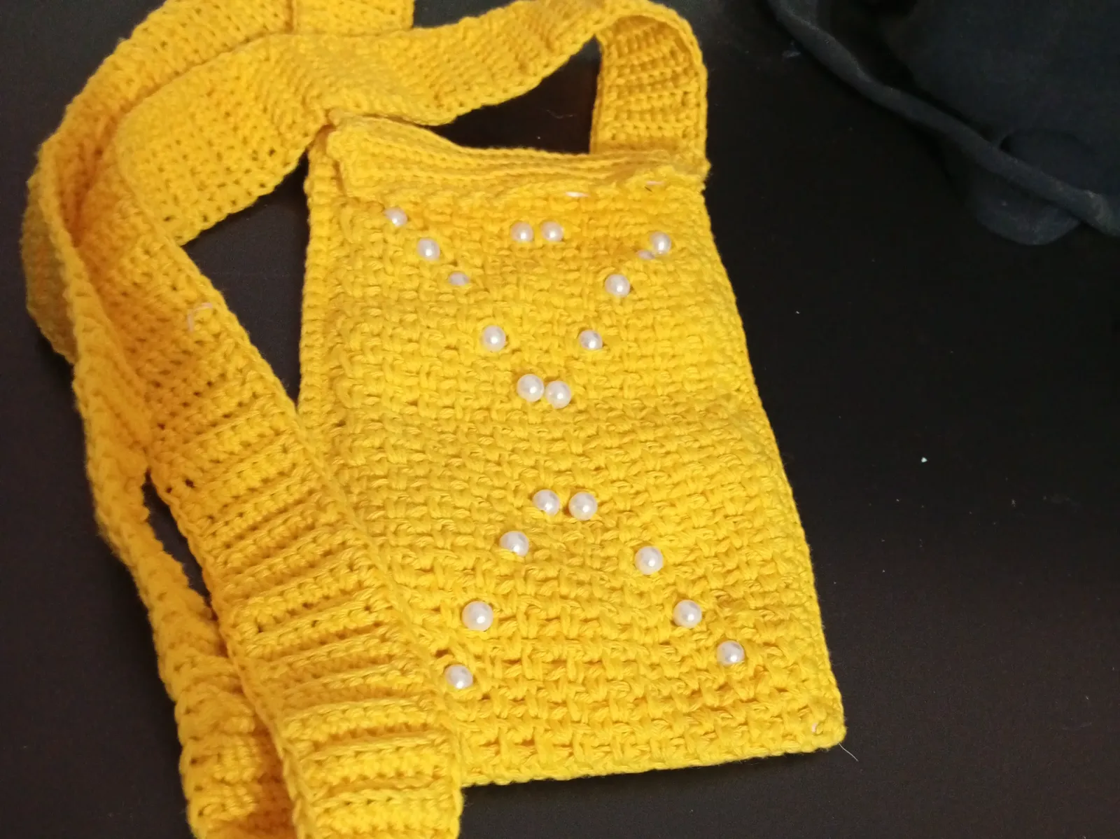 Cartera chica tejida